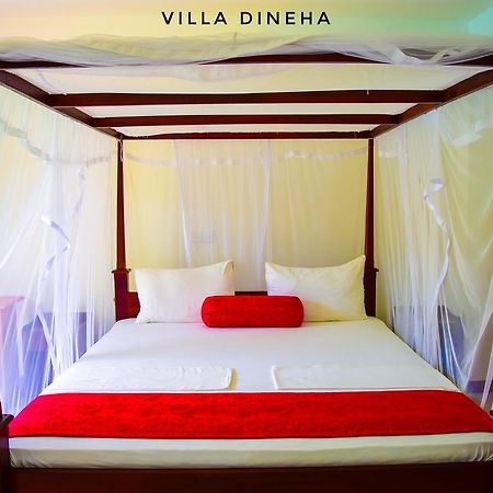 Villa Dineha Hikkaduwa Bagian luar foto