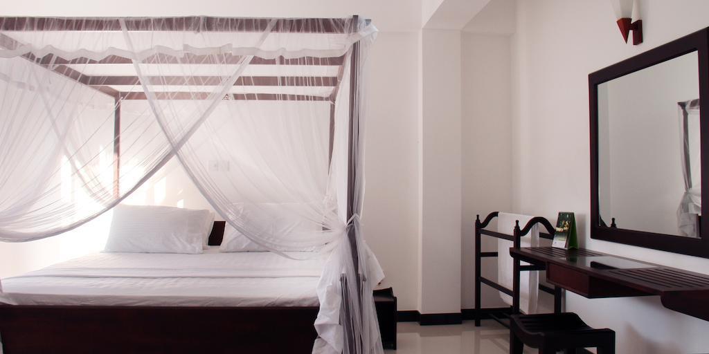 Villa Dineha Hikkaduwa Ruang foto