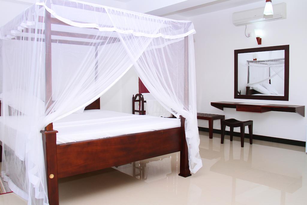 Villa Dineha Hikkaduwa Ruang foto