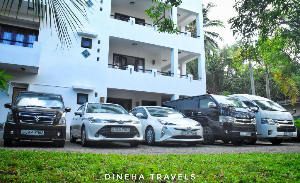 Villa Dineha Hikkaduwa Bagian luar foto