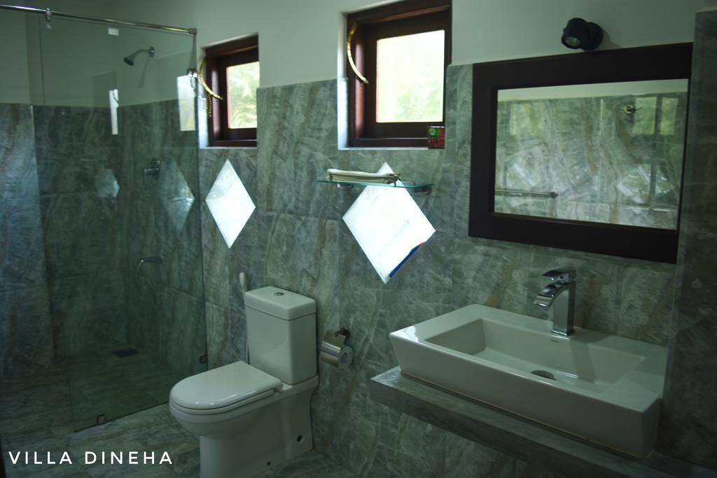 Villa Dineha Hikkaduwa Bagian luar foto